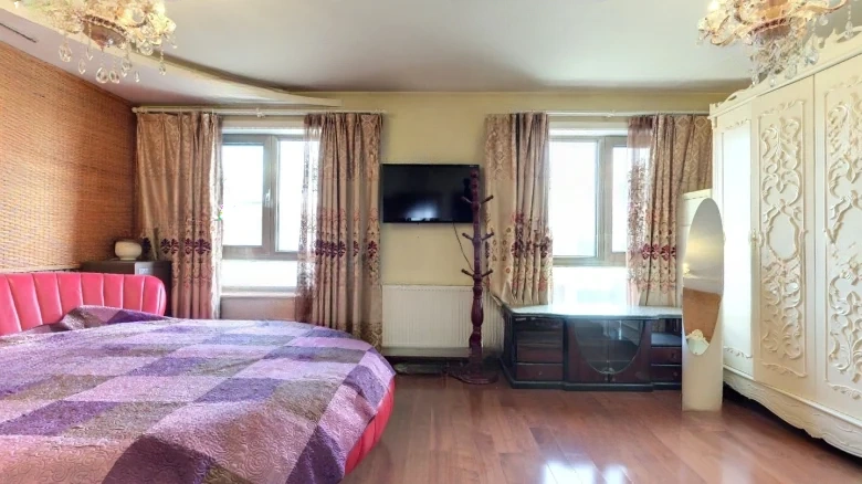 Observation Construction Courtyard Garden - View 9