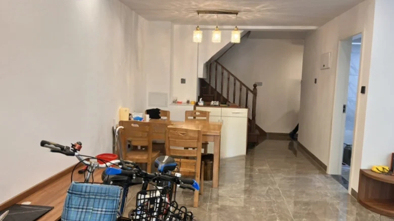 Recruit Magnificent View Bay - View 7