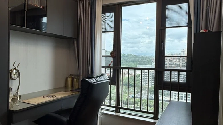 Lize Sea Moon - View 3