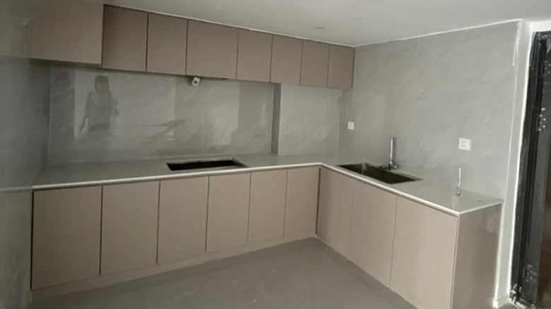 Honesty Tower - View 4