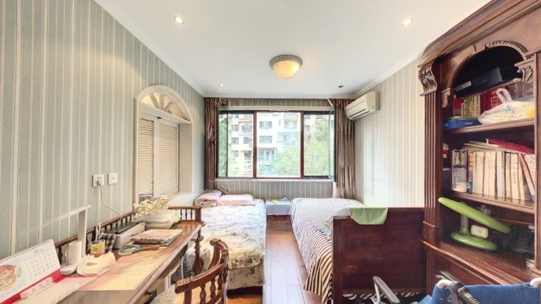 Elyatt Bay Phase II - View 4