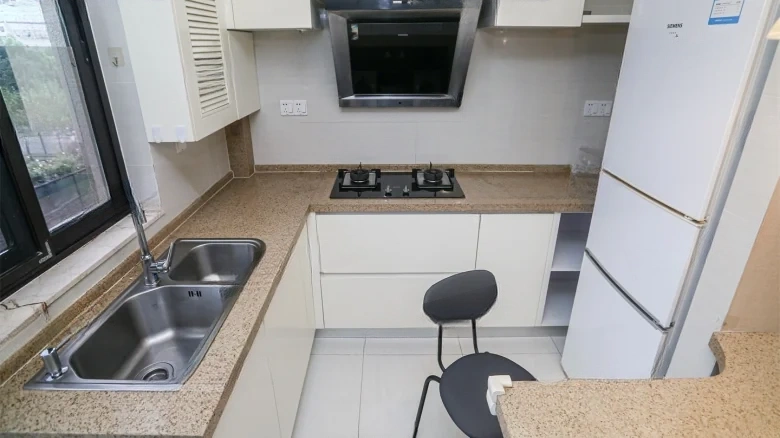 Aflon Court - View 6