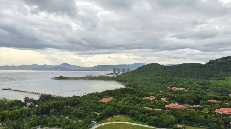 Half Mountain Peninsula Central Sea View Boulevard - View 18