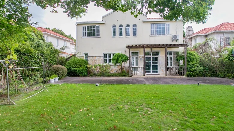 China Sea Jade Lake Shore - View 21