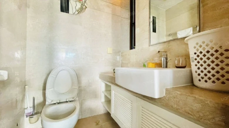 Central Seaview Avenue, Peninsula Hill - View 9