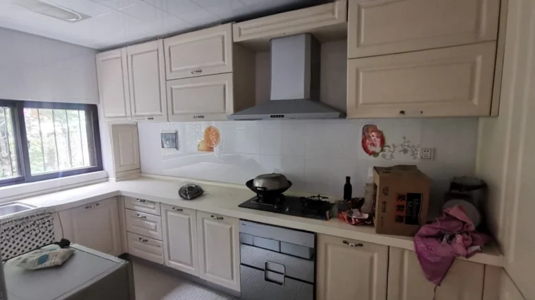 Dianchi Stream Valley - View 10