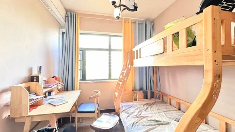 Sanya Yshanhu - View 2