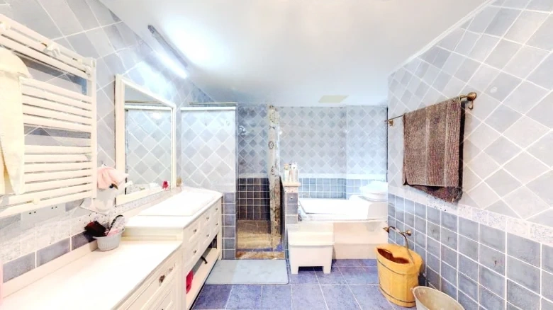 Poly International Plaza - View 10