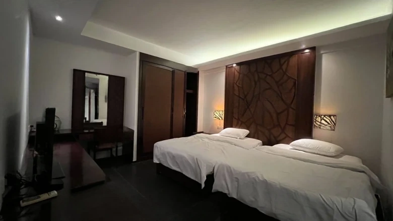 Sanya Bay Red Mangrove Resort World - View 1