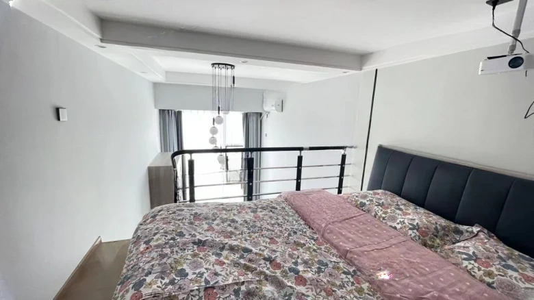 Middle East Red Street - View 3