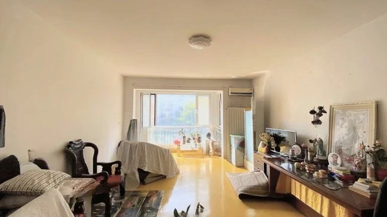 Silver Rich Garden - View 2