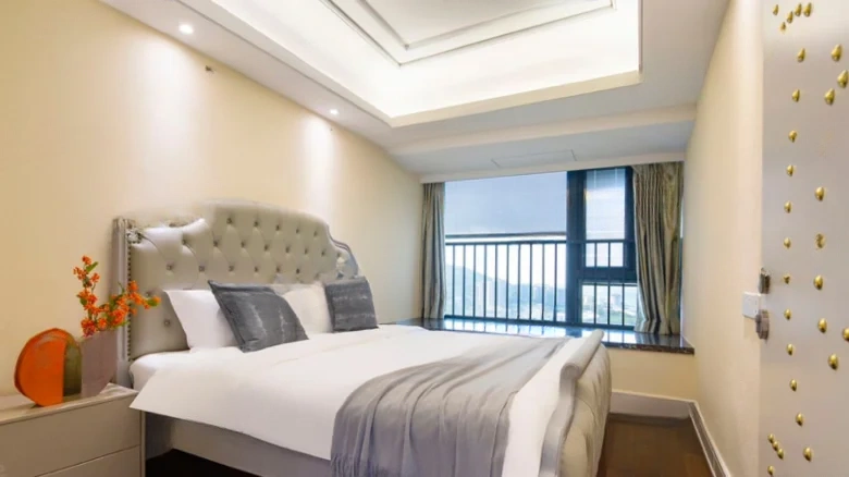 Honey Lake · Heavenly Script - View 2