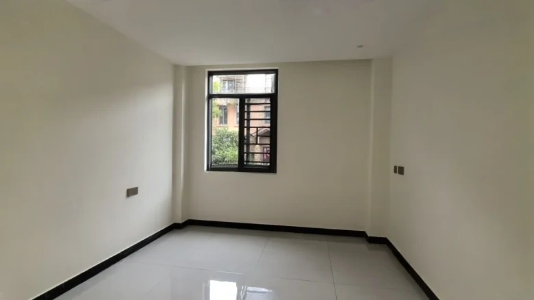 European Garden - View 5