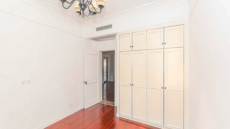 Baili Hai Shang Luo Lan - View 4