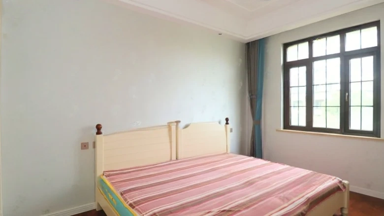 September Villa - View 5