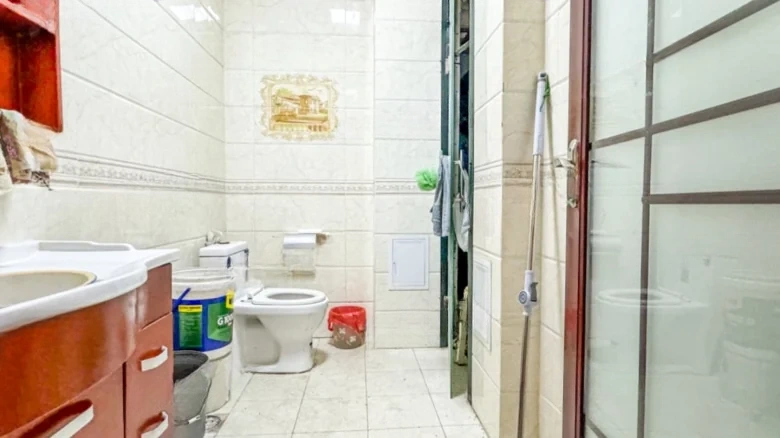 Cyan Stone Tahiti - View 17