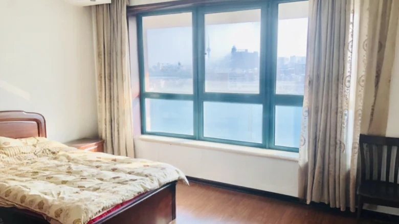 Sun Modern Residence - View 3