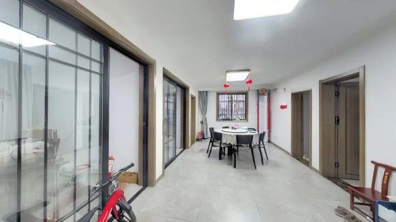 New Village South of the City (Chongchuan District) - View 6