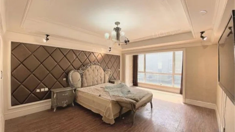 Silver Rich Garden - View 4