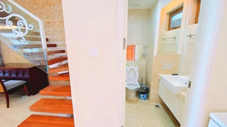 Half Mountain Peninsula Central Sea View Boulevard - View 6