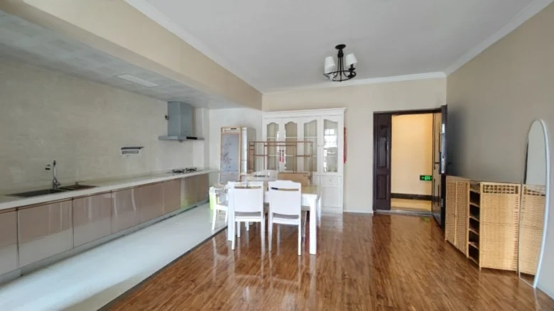 Park 1903 Montaxi - View 4