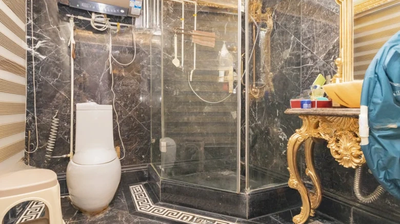 Huaren She Mountain Nine Mile Complex - View 19