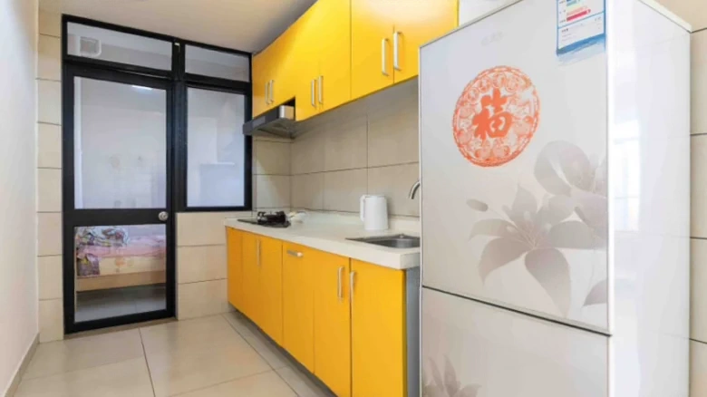 Sanya Golden Phoenix Seaview Apartment - View 8