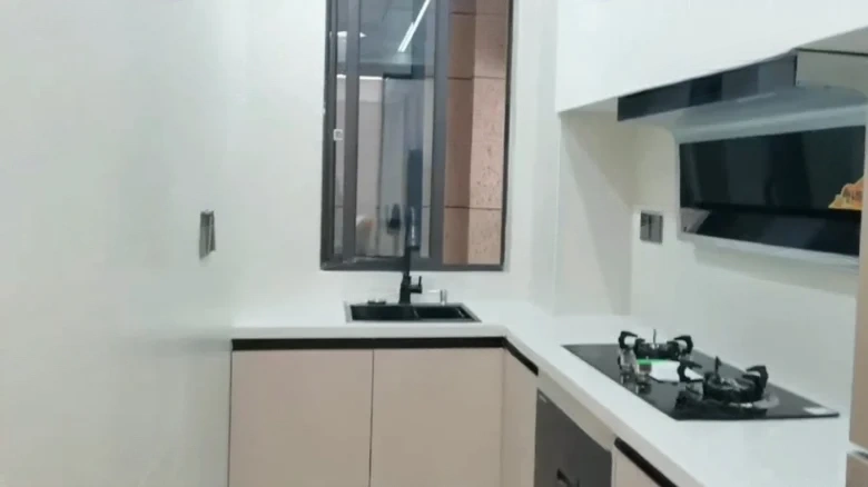 Lushong Yard - View 10