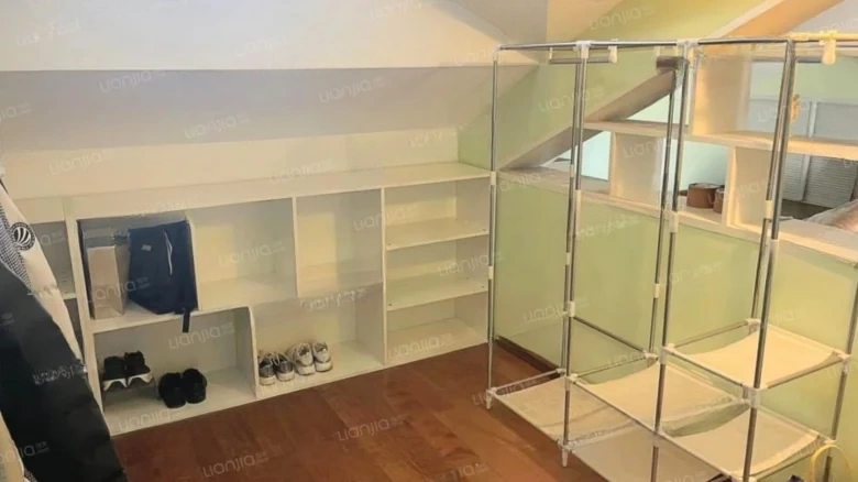 Outer Sea Butterfly Spring Mansion - View 5