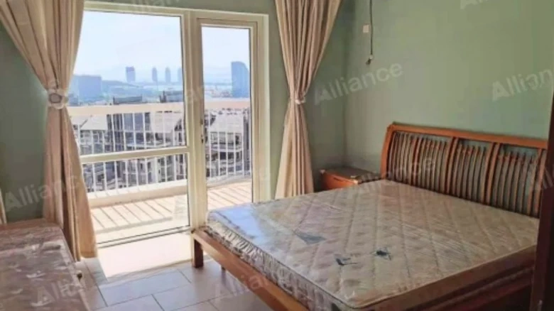 Nanjing Sea View Garden碧桂苑 would translate to Emerald Grove碧桂苑, assuming - View 4