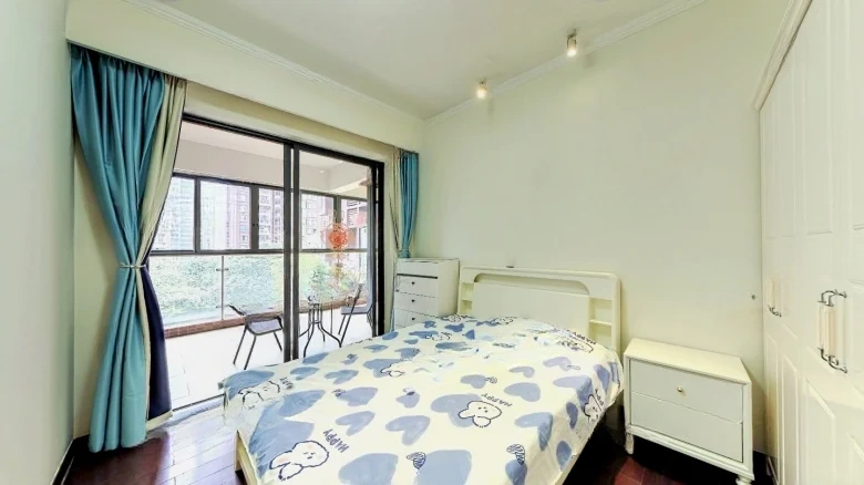 New Fortune Hong Dingfeng - View 3