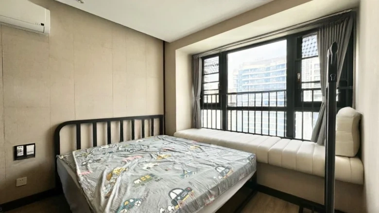 Sanya Yshanhu - View 4