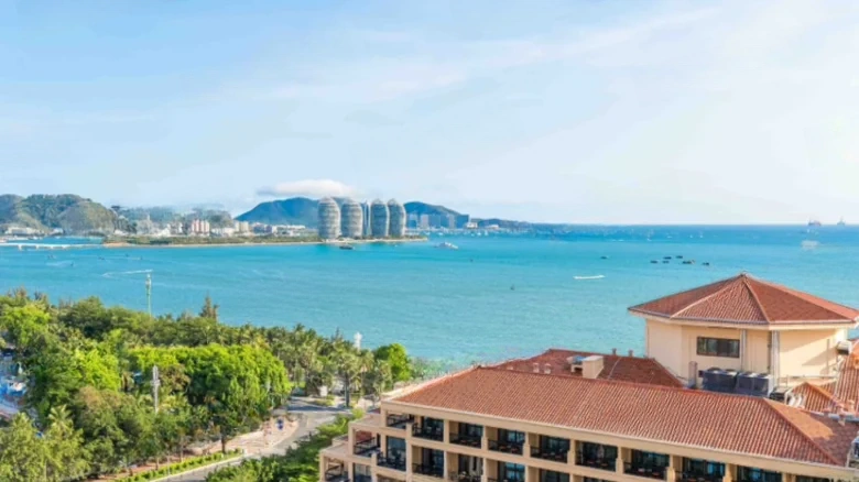 Sanya Golden Phoenix Seaview Apartment - View 10