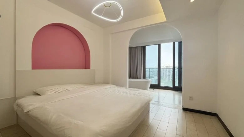 Half Mountain Peninsula Donghai Bay Phase III - View 2