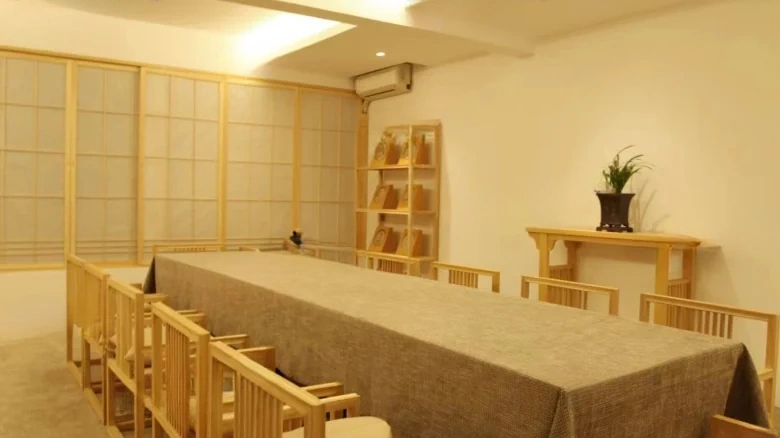 Longtai Qinghe Fang - View 2