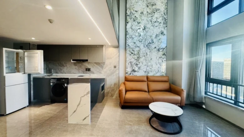 Brocade Ripples Heavenly Sequence - View 2