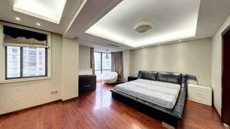 Nature Huacheng Apartment - View 4