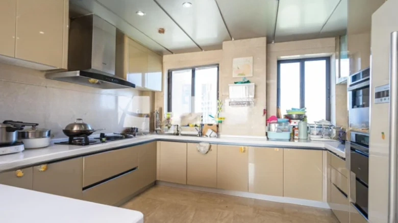 Upper East Beauty Land - View 9