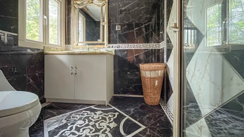 Zhongshan Mei Lu - View 28