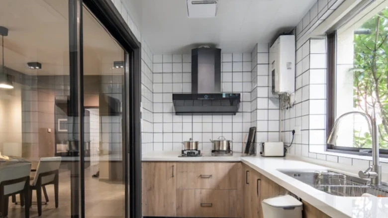 Bright Camphor Garden - View 5