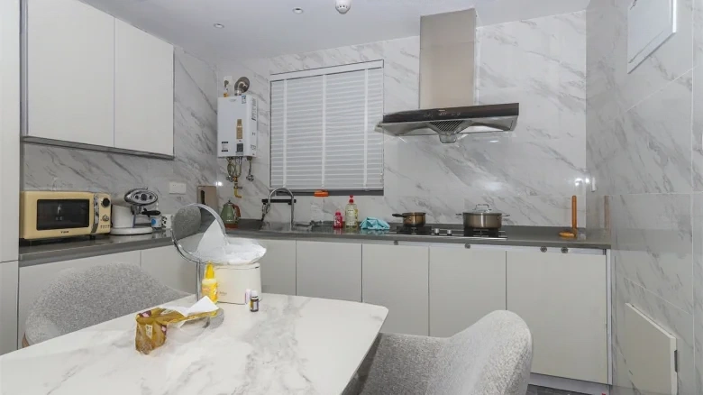 Artistic Hibiscus Court - View 10