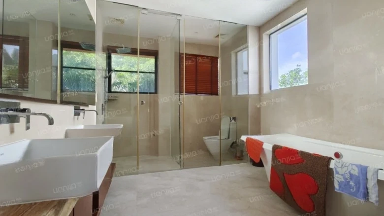 Runda Sanya Bay · Gering District Villa - View 11