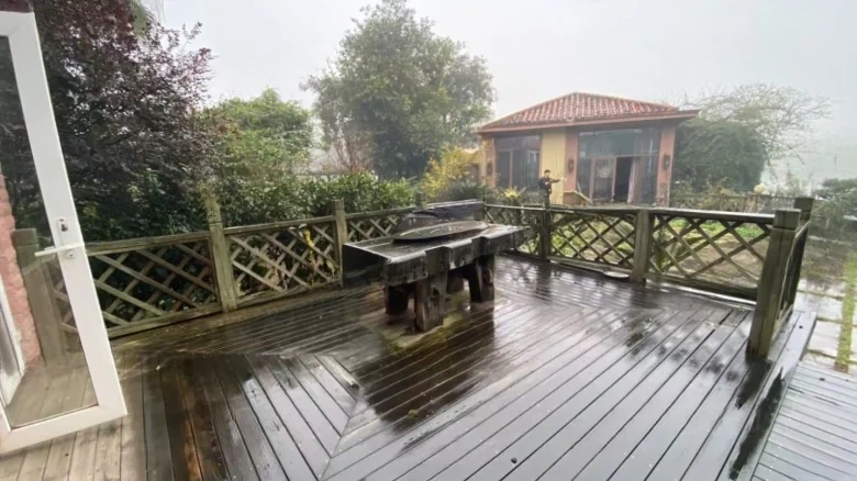 West Suburbs Manor - View 14