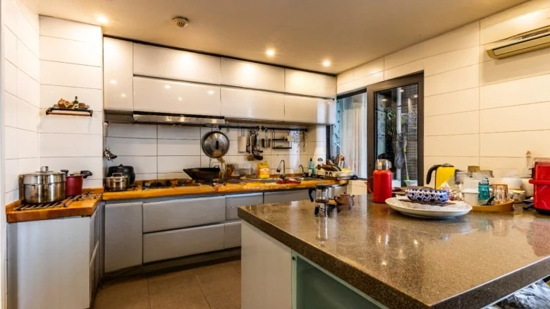 Donghe Bay - View 13