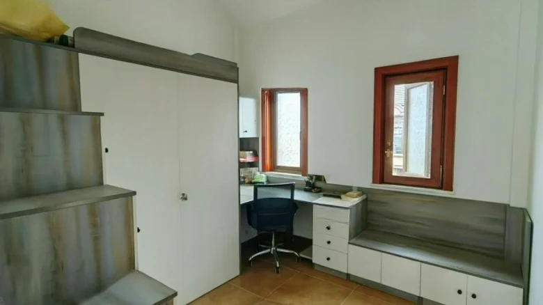 Major Complexion - View 8