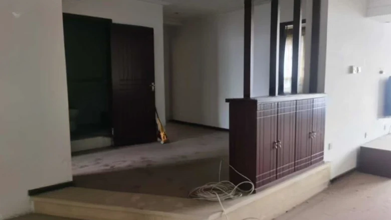 Sun Modern Residence - View 11