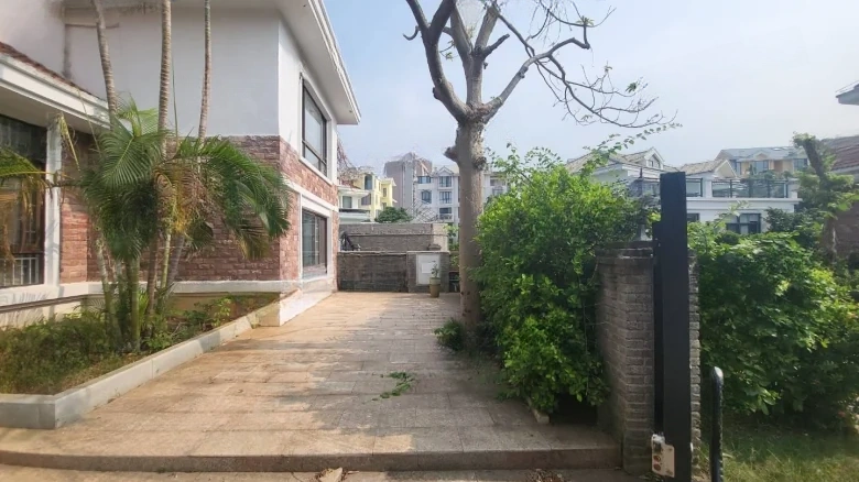 Golden Finger Hainan Grand Mansion - View 3