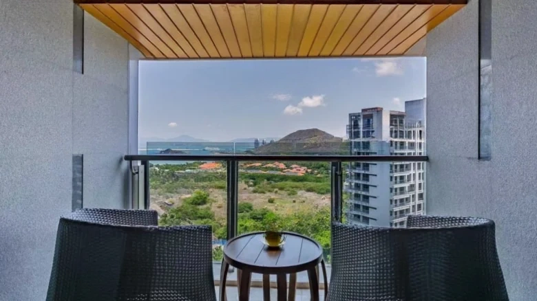 Halfhill Peninsula Central Seaview Avenue - View 15