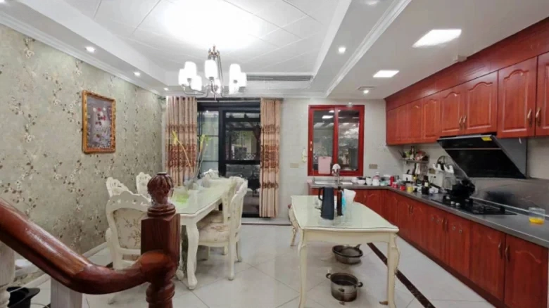 Merry Flower City - View 7