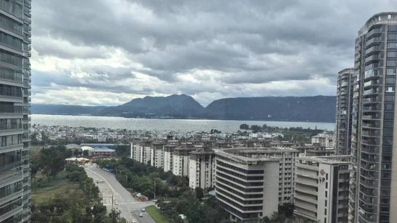 Mountain Bay 8 - View 10